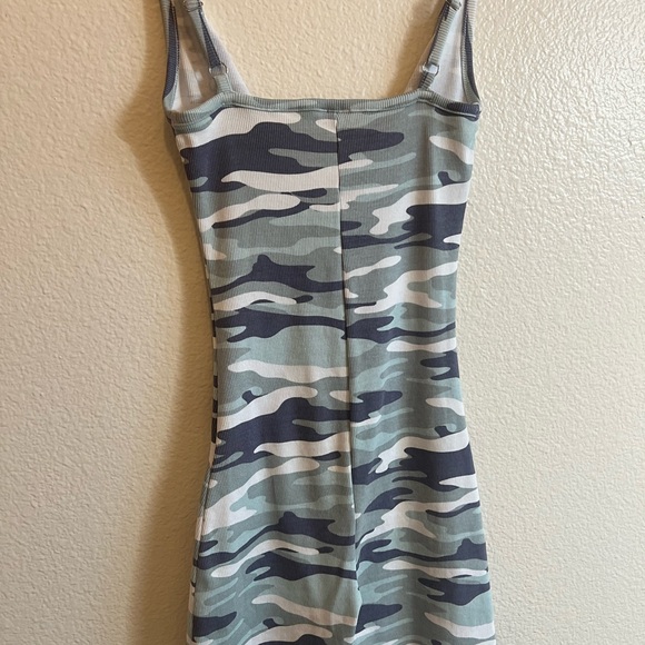 Guess romper - Picture 4 of 4